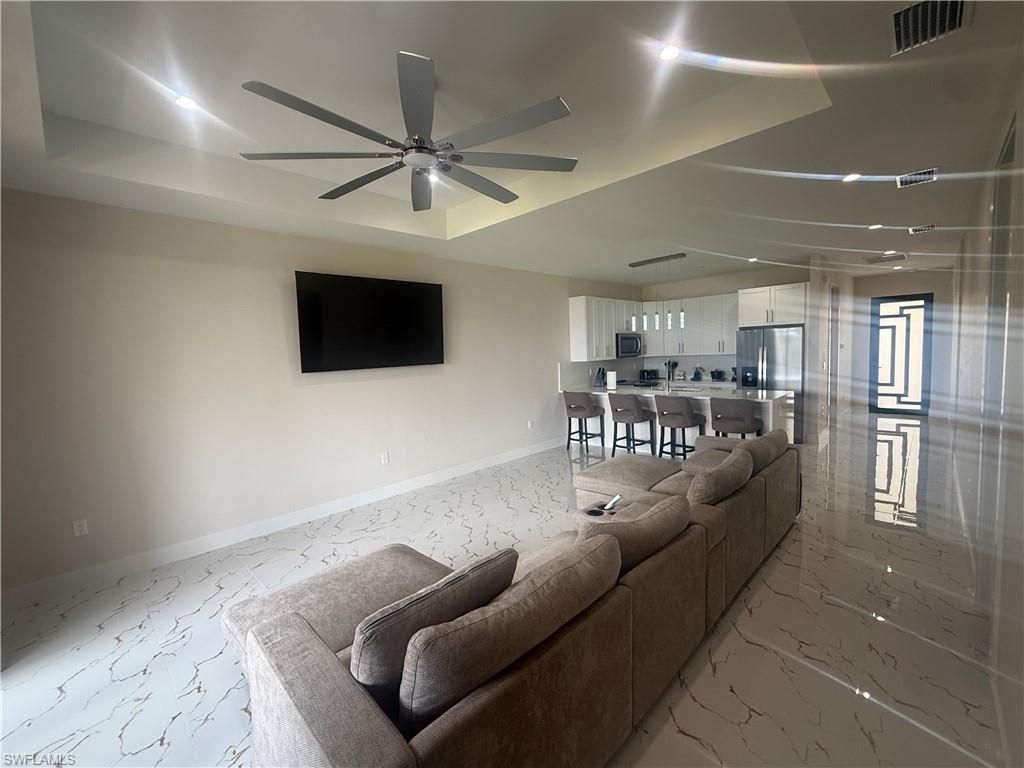 15335/ 15337 Wall Dr , Fort Myers, FL 33908 Photo