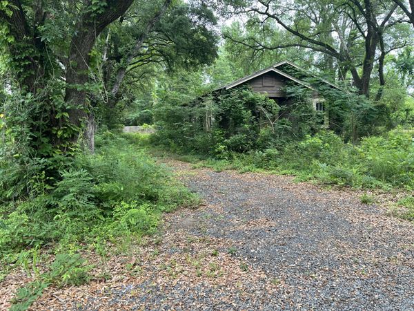 163  141A Pelt , Leesville, LA 71446