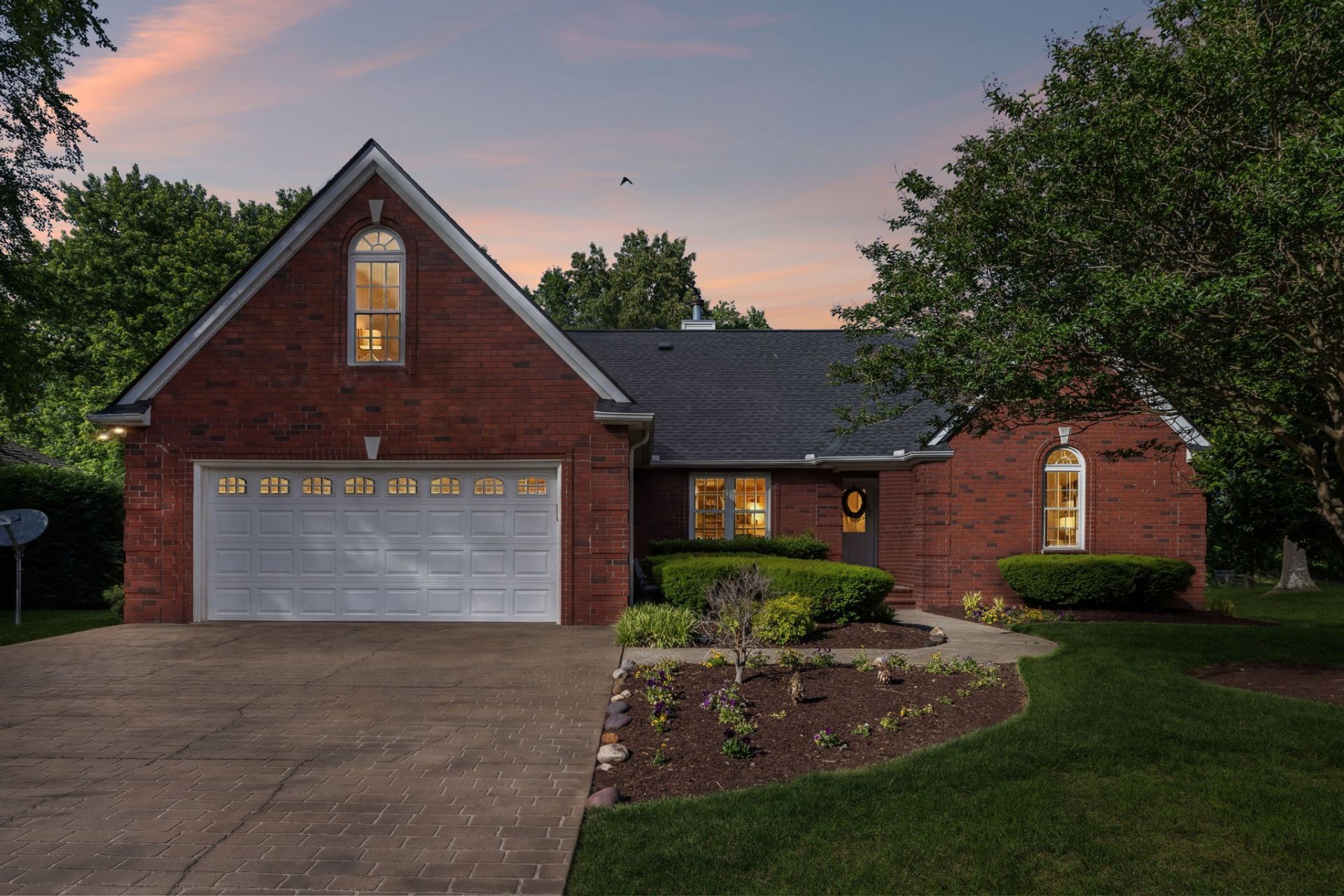 1927 Turfland Dr , Murfreesboro, TN 37127 Main Photo