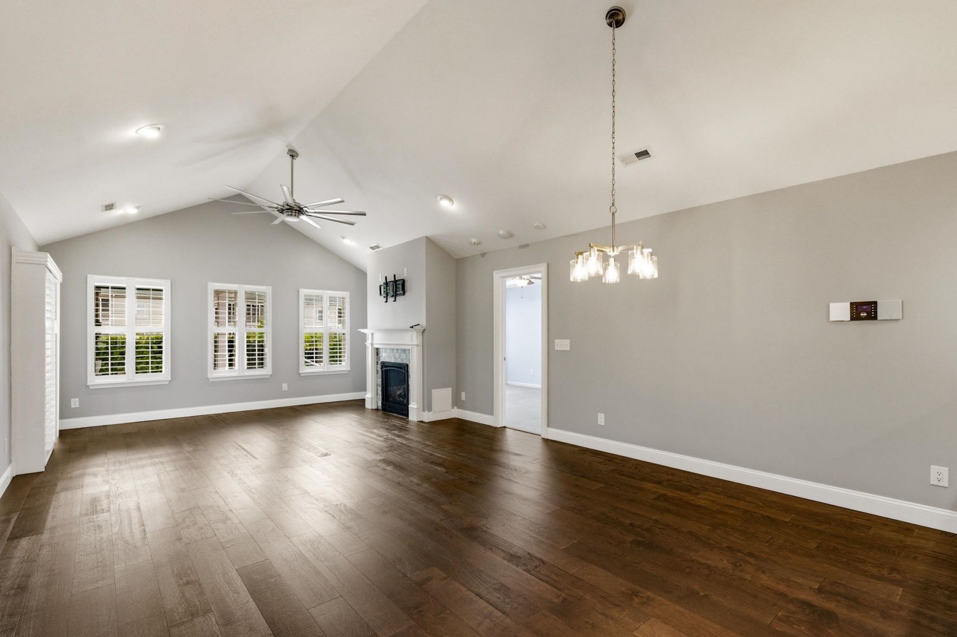1801 Rotunda Ct. Photo 11