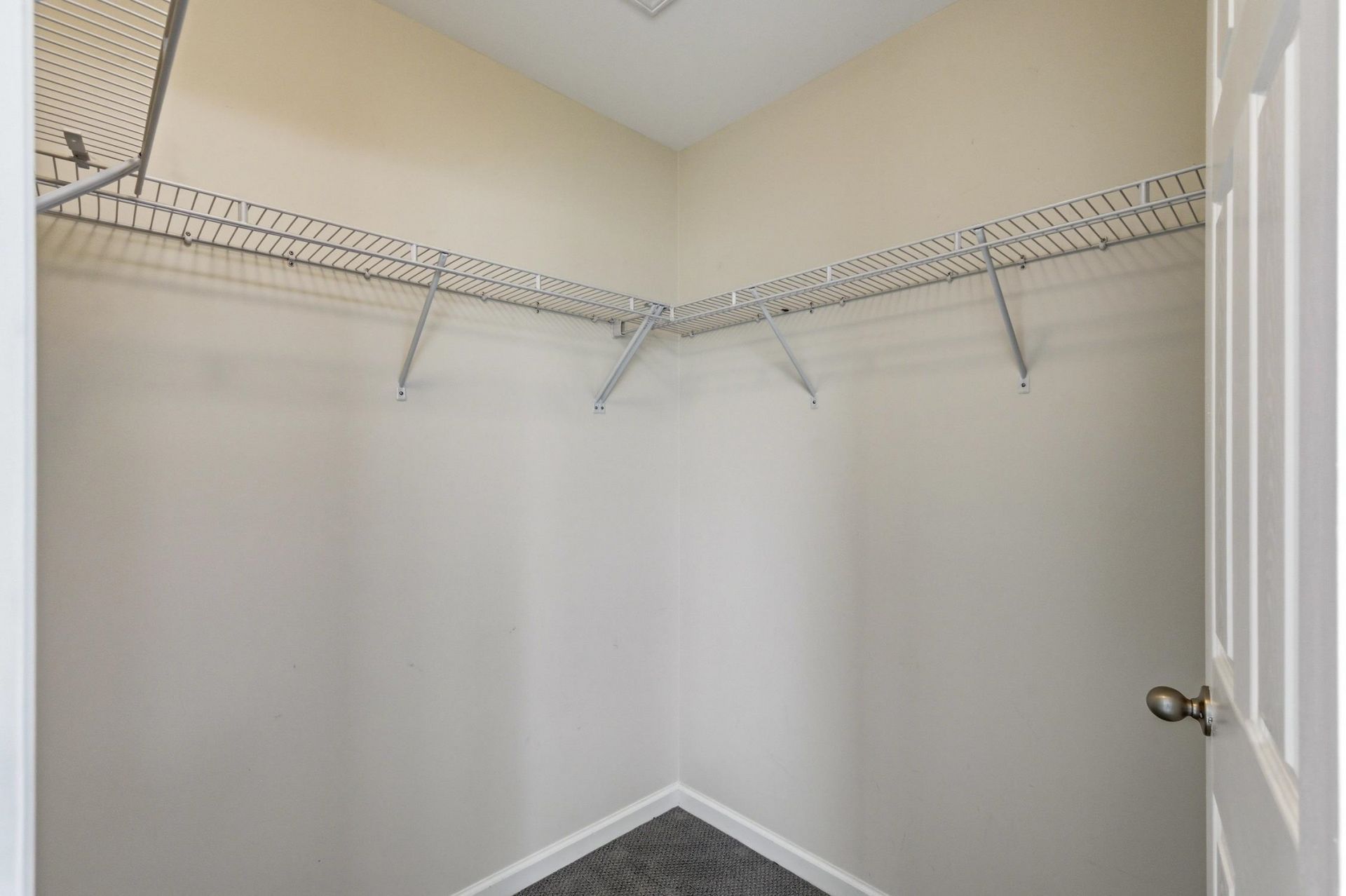 1801 Rotunda Ct. Photo 21