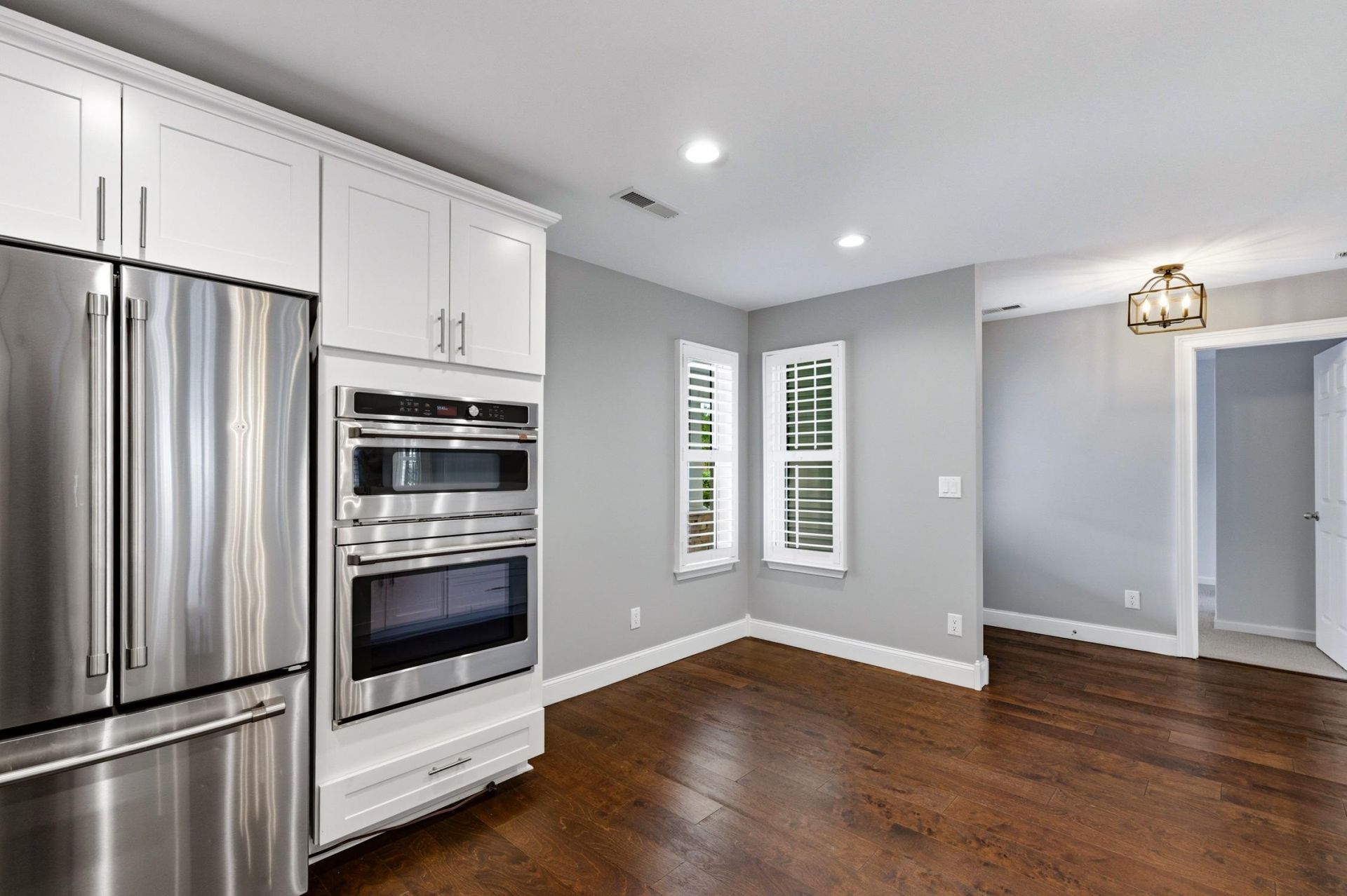 1801 Rotunda Ct. Photo 8