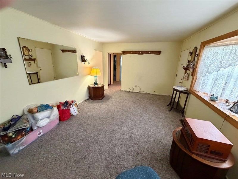 1939 Midway Avenue NE, Canton, OH 44705 Photo 9