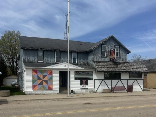 1219 MAIN STREET, Gresham, WI 54128