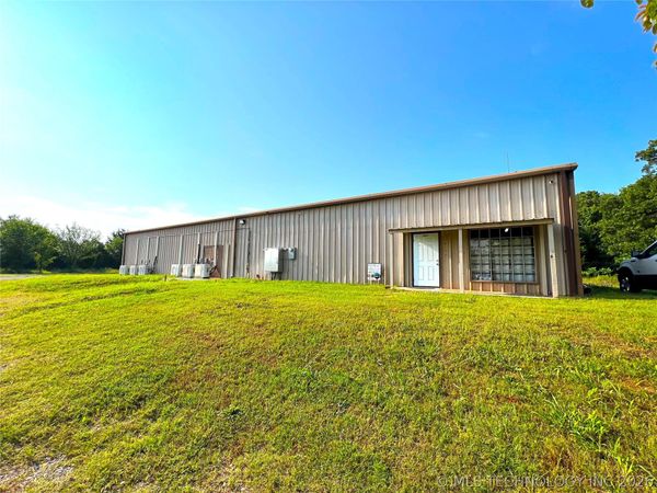1201 E 15th , Chandler, OK 74834