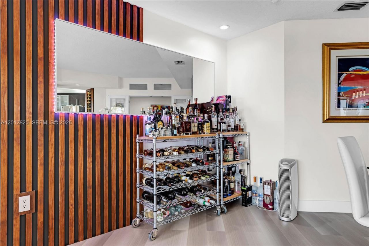 10750 NW 66th St , Unit 408, Doral, FL 33178 Photo