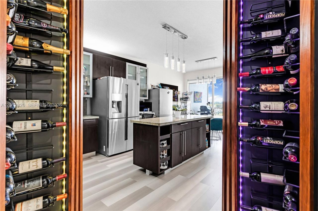 10750 NW 66th St , Unit 408, Doral, FL 33178 Photo