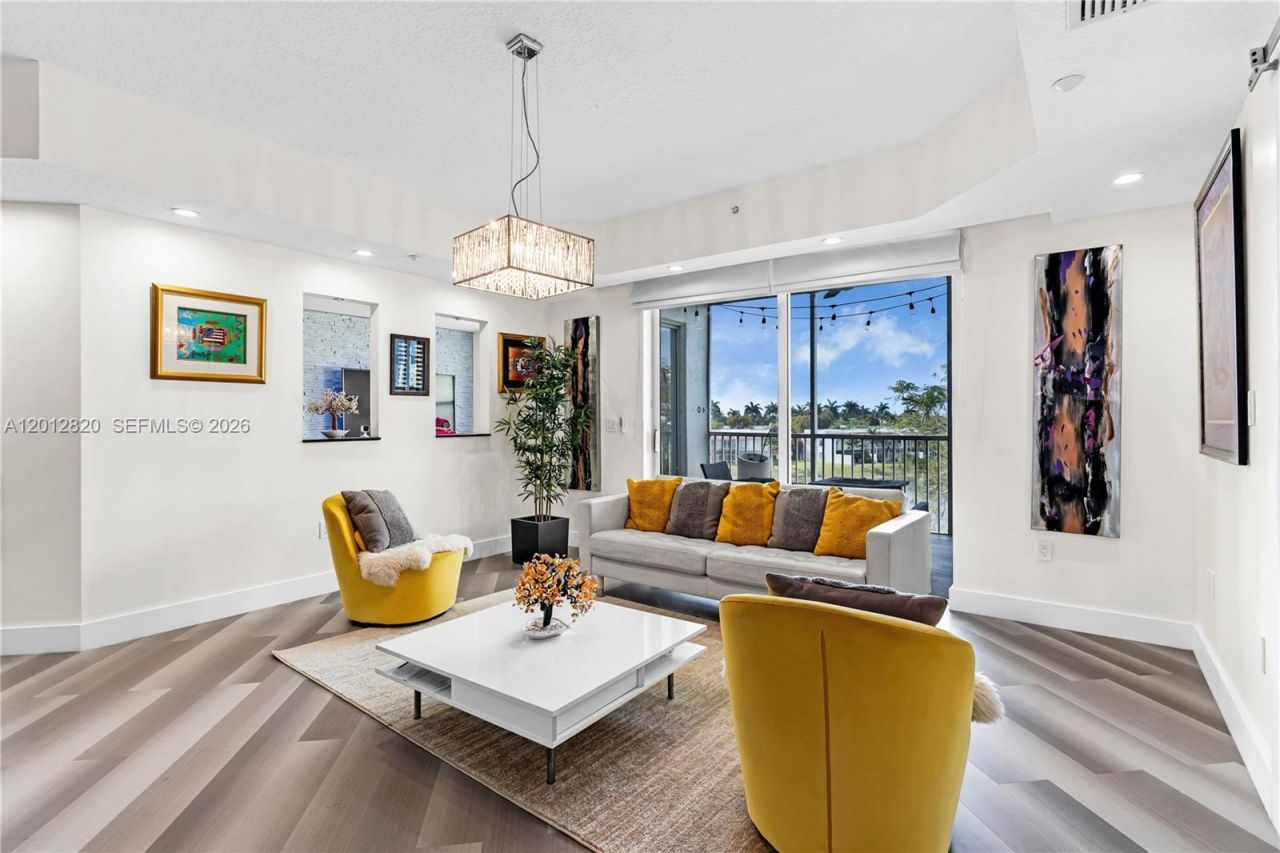 10750 NW 66th St , Unit 408, Doral, FL 33178 Photo