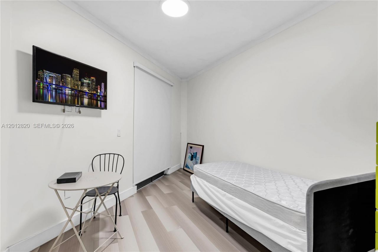 10750 NW 66th St , Unit 408, Doral, FL 33178 Photo