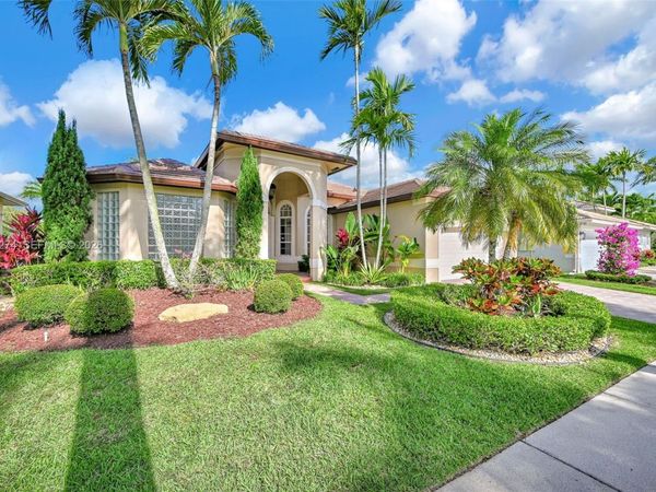 2553 Jardin Manor , Weston, FL 33327
