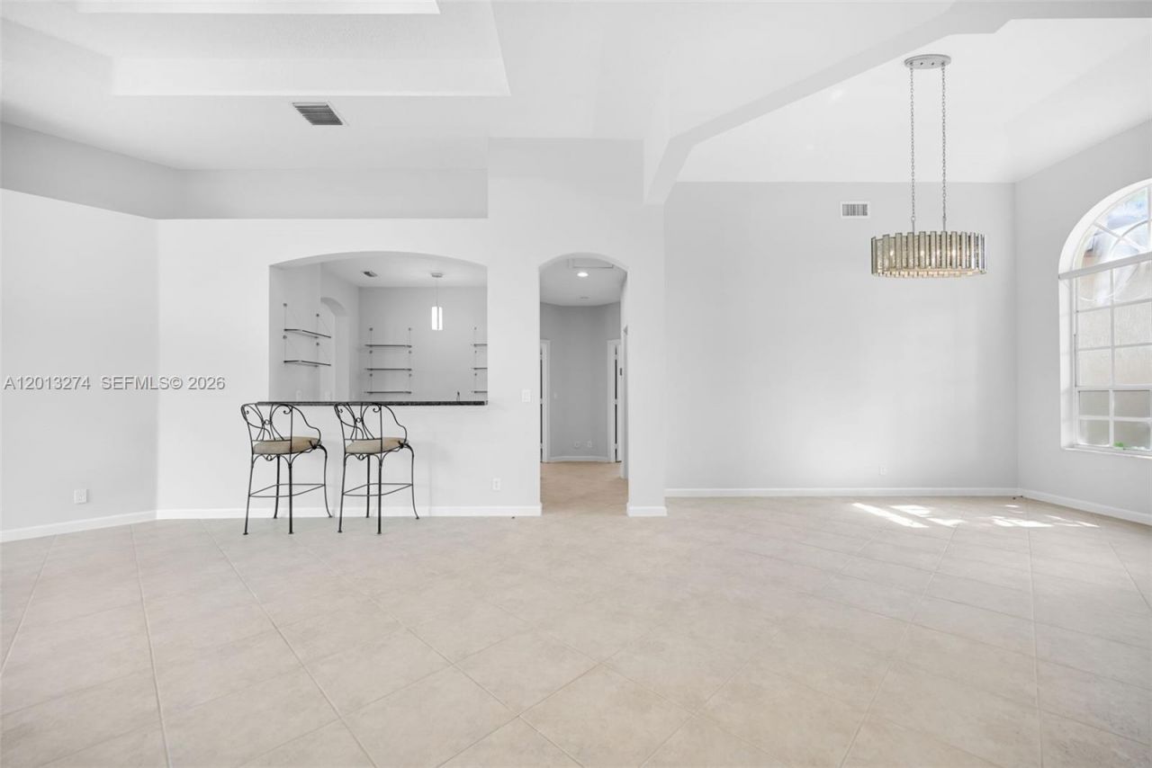2553 Jardin Manor , Weston, FL 33327 Photo