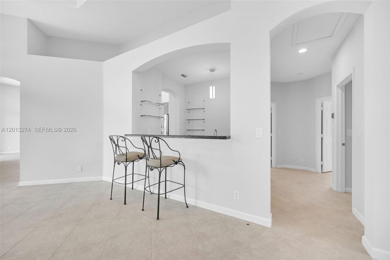 2553 Jardin Manor , Weston, FL 33327 Photo