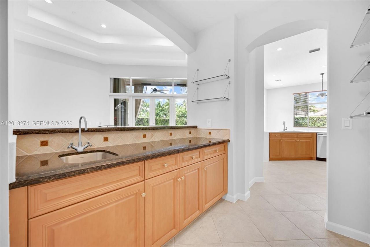 2553 Jardin Manor , Weston, FL 33327 Photo