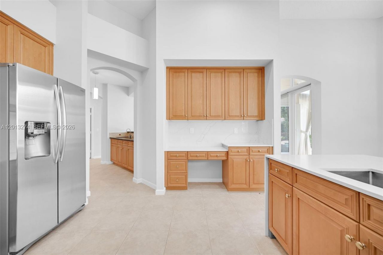 2553 Jardin Manor , Weston, FL 33327 Photo