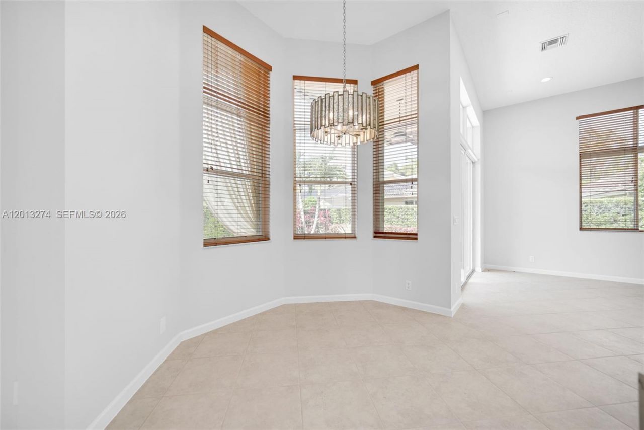 2553 Jardin Manor , Weston, FL 33327 Photo