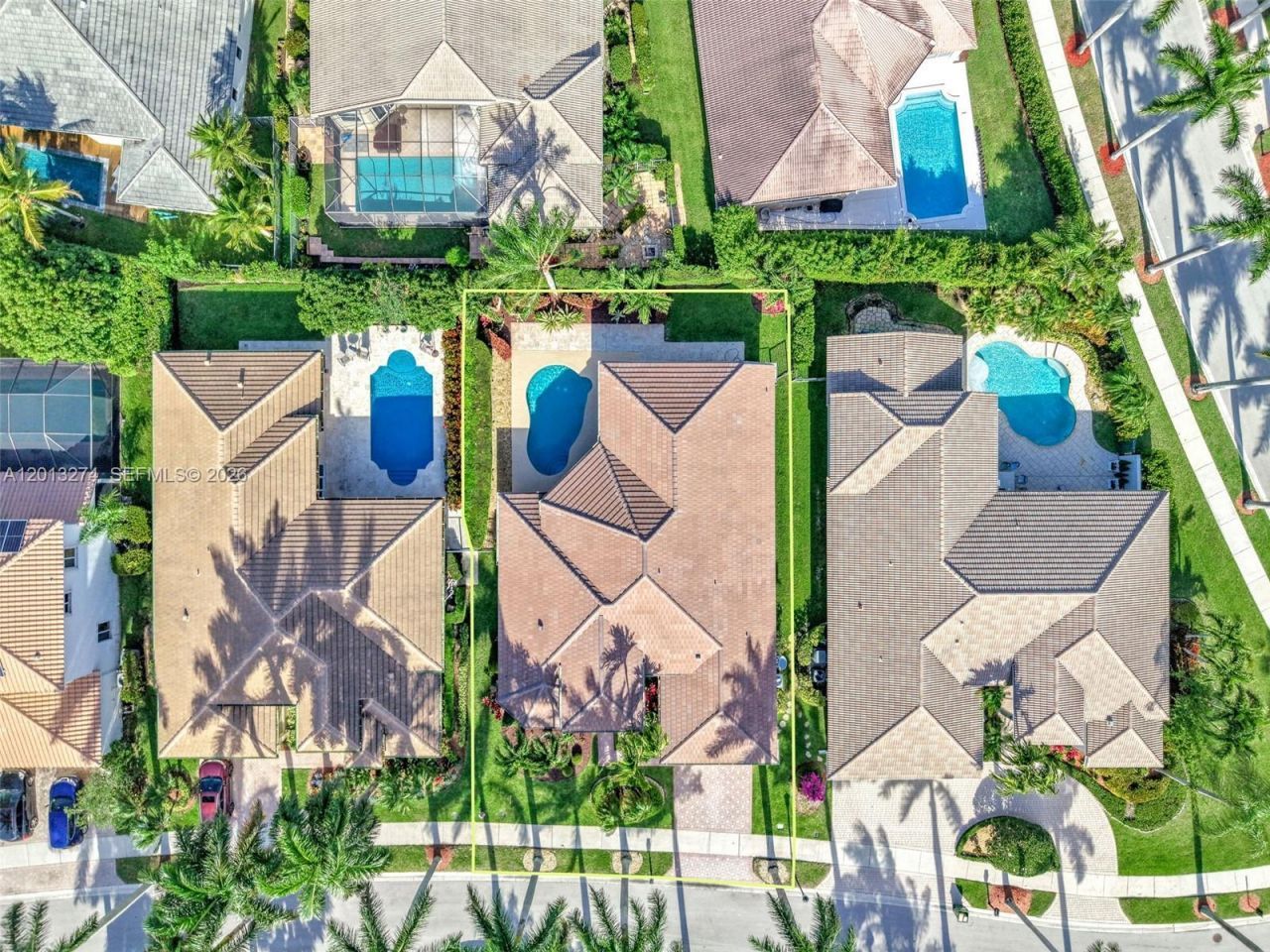 2553 Jardin Manor , Weston, FL 33327 Photo