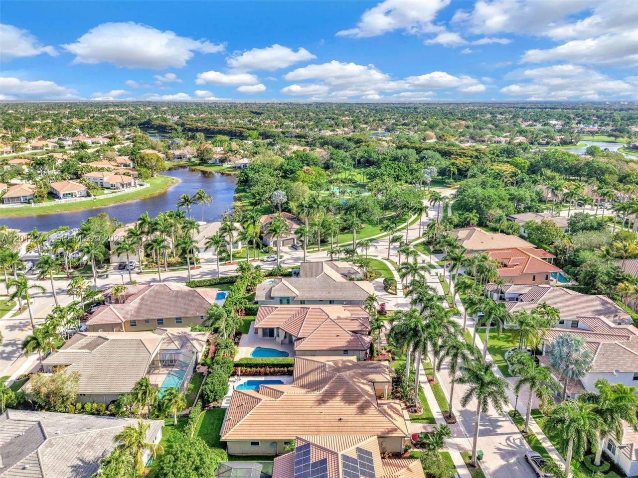 2553 Jardin Manor , Weston, FL 33327 Photo