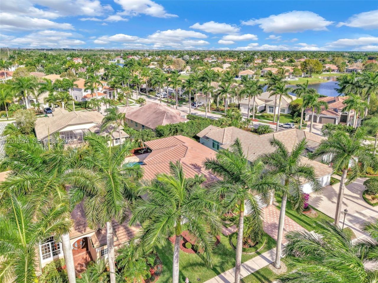 2553 Jardin Manor , Weston, FL 33327 Photo