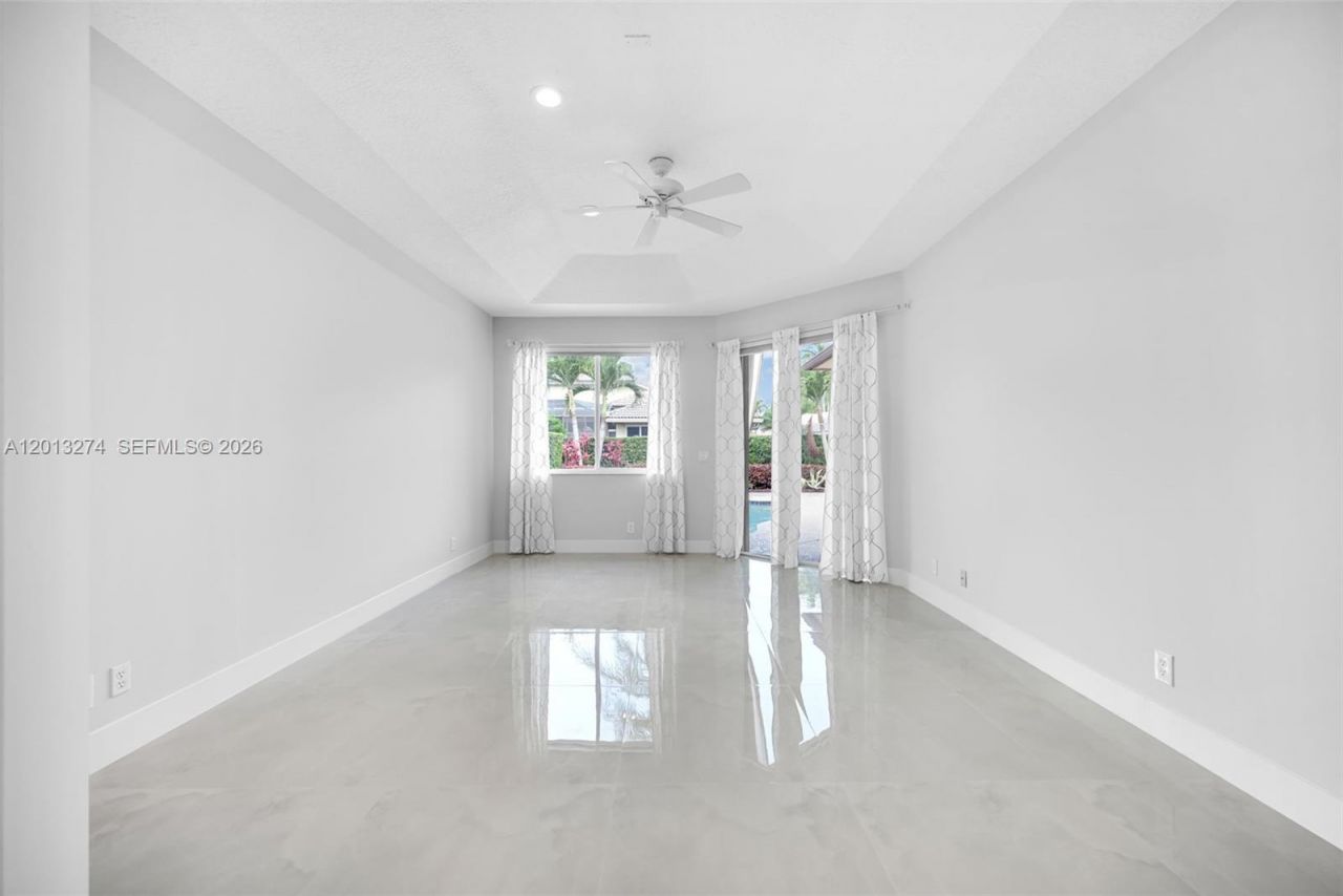 2553 Jardin Manor , Weston, FL 33327 Photo