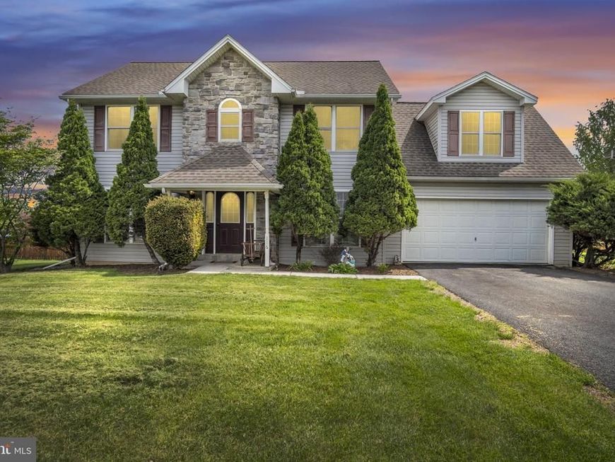 116 Westgate Drive , Mount Holly Springs, PA 17065 Main Photo