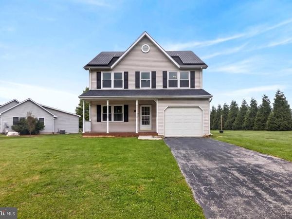 1500 WANDA DRIVE, HANOVER, PA 17331