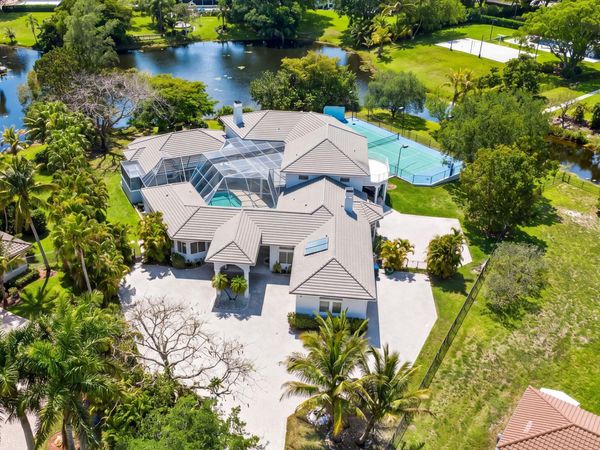 4010 NW 100th Avenue, Coral Springs, FL 33065