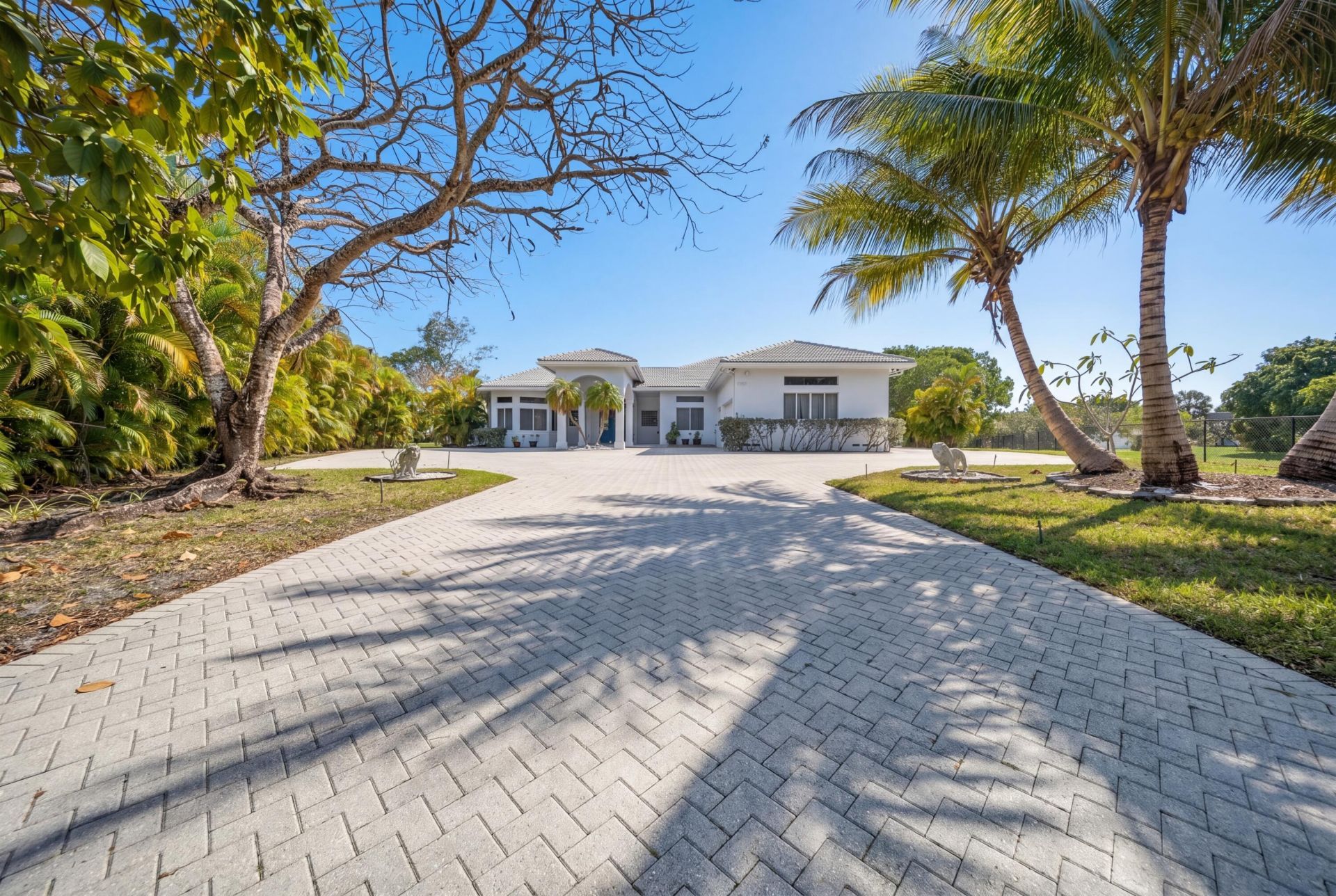 4010 NW 100th Avenue, Coral Springs, FL 33065 Photo