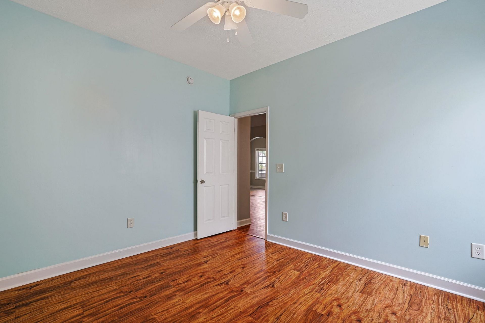 1114 University Forest Dr.  Photo 27