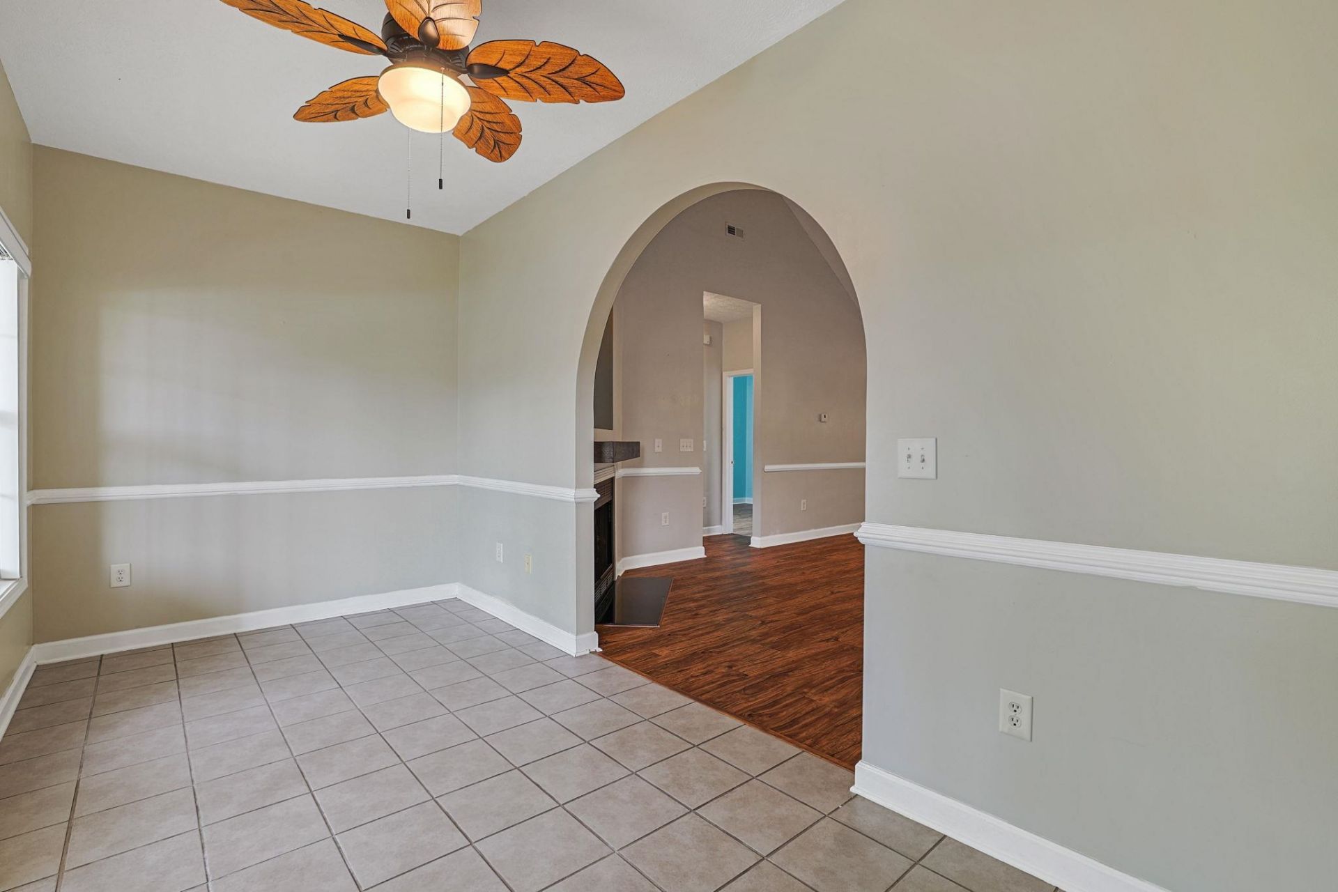 1114 University Forest Dr.  Photo 29