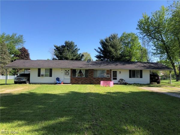 5333 Charm Street SW, Canton, OH 44706
