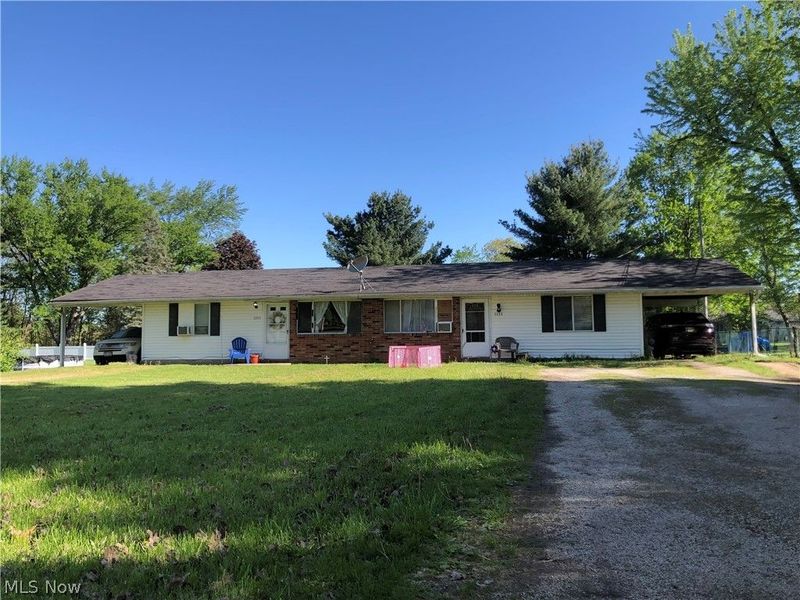 5333 Charm Street SW, Canton, OH 44706 Photo 10