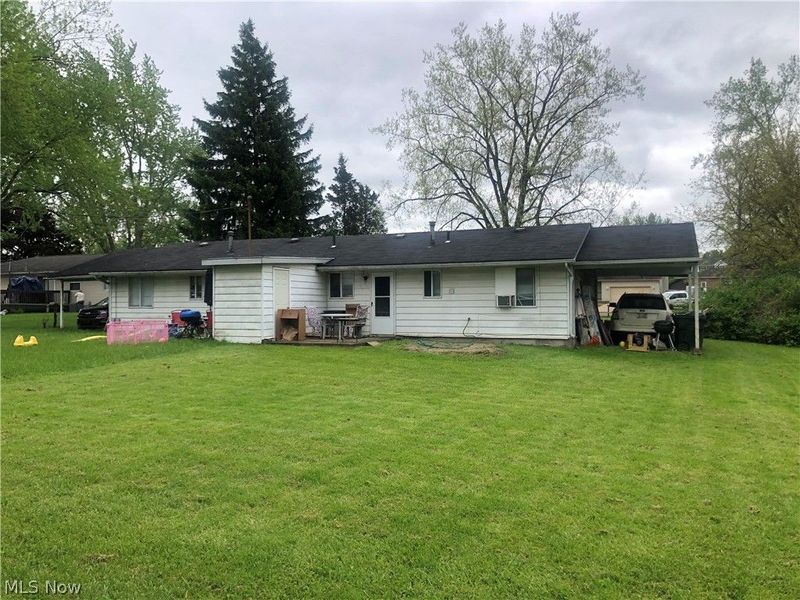 5333 Charm Street SW, Canton, OH 44706 Photo 13
