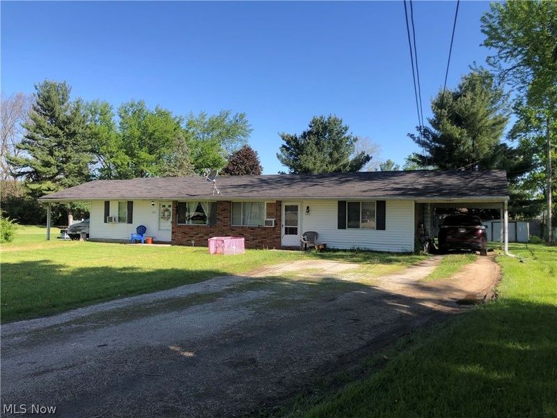 5333 Charm Street SW, Canton, OH 44706 Photo 3