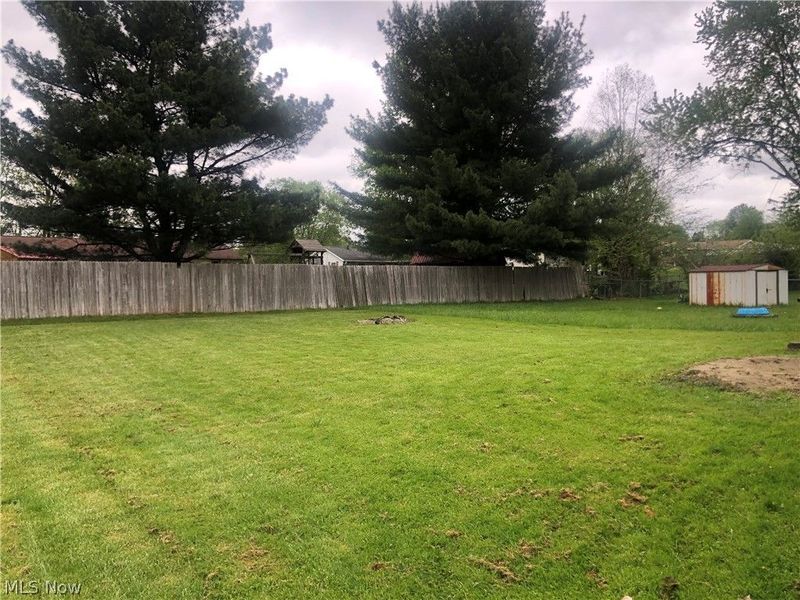 5333 Charm Street SW, Canton, OH 44706 Photo 4