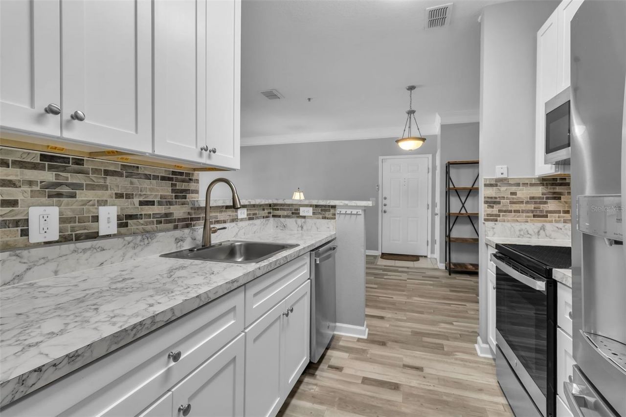 4802 51st Street W, Unit 1207, Bradenton, FL 34210 Photo