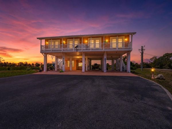 200/202 NE 205TH STREET , SUWANNEE, FL 32692