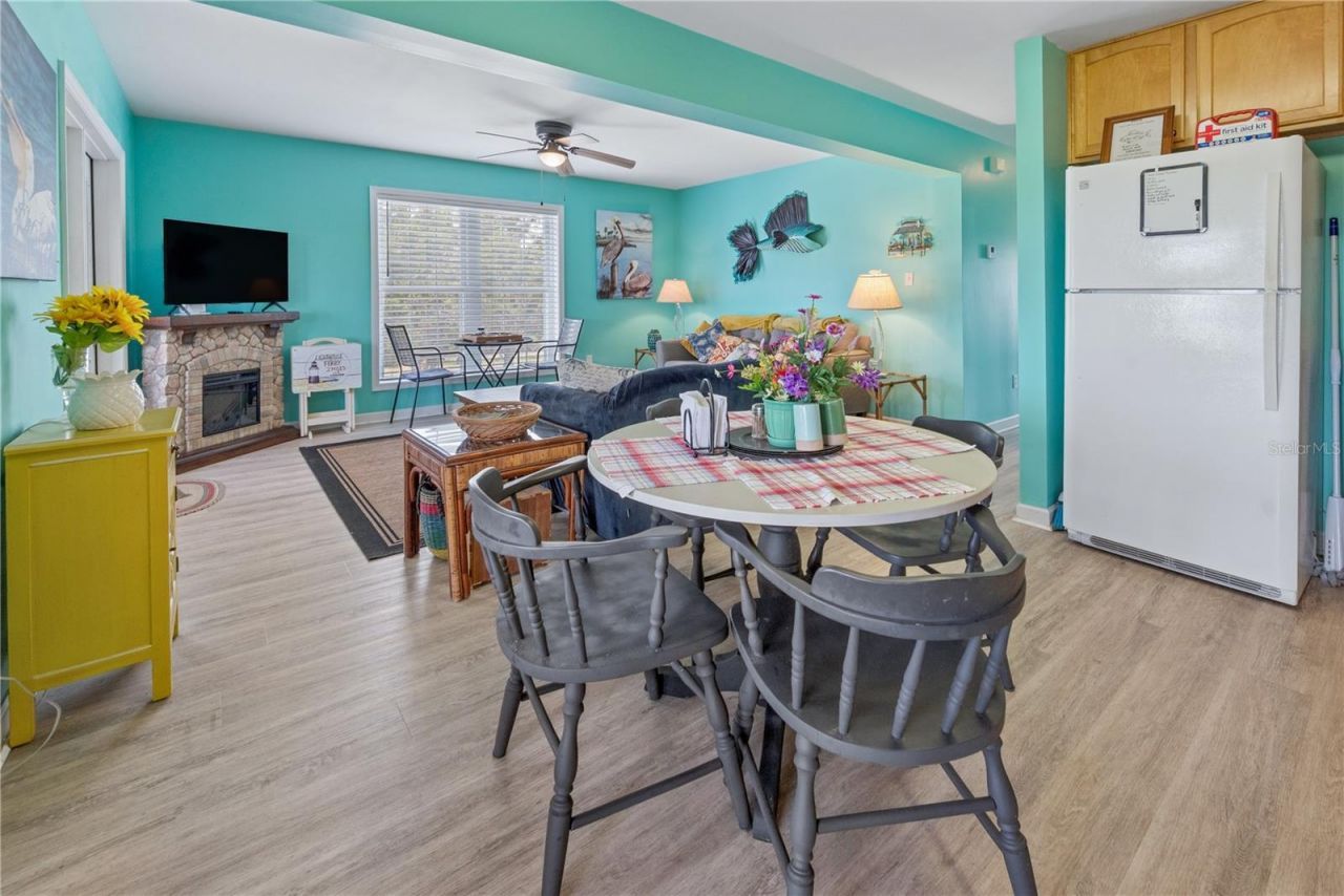 200/202 NE 205th Street , Suwannee, FL 32692 Photo