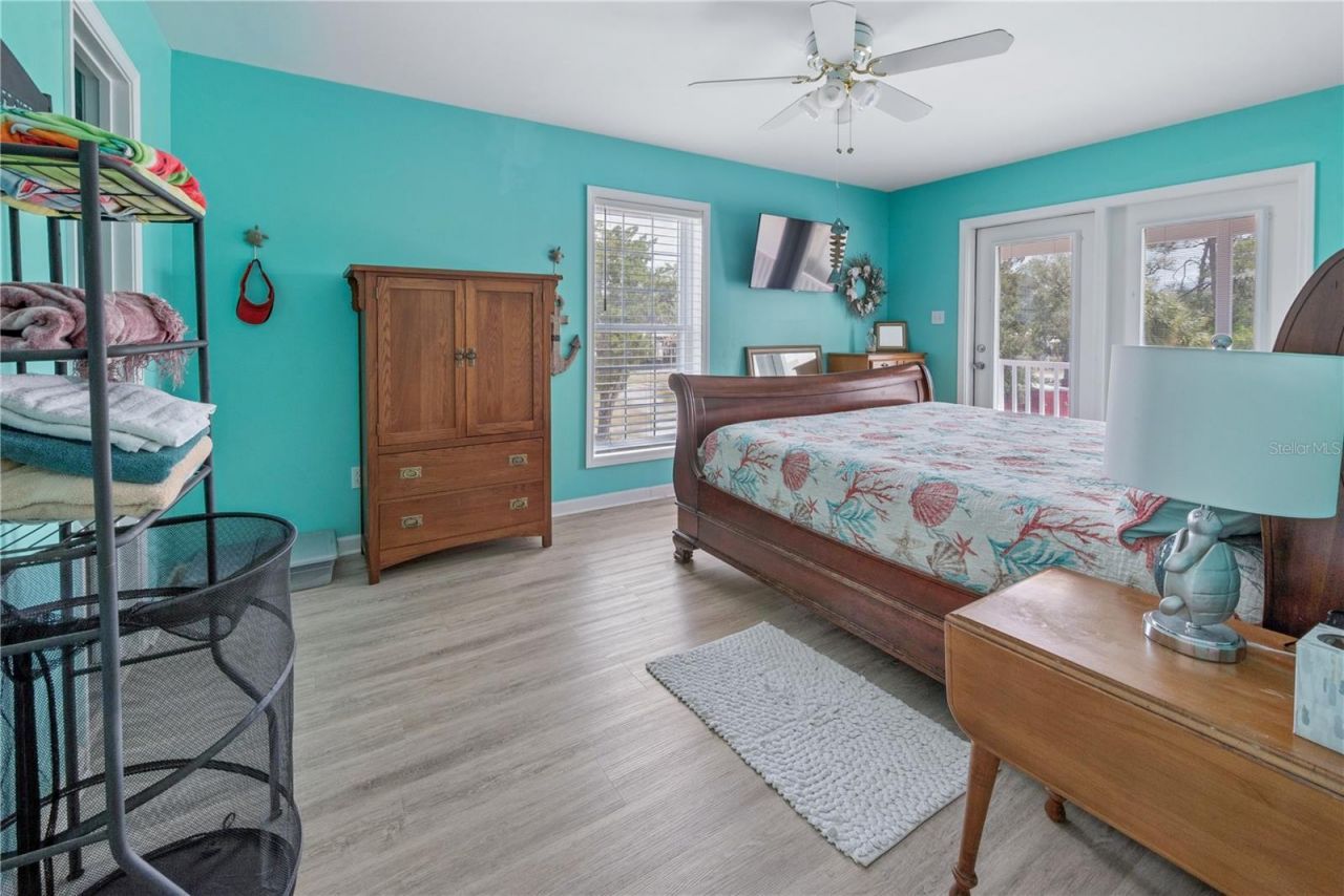 200/202 NE 205th Street , Suwannee, FL 32692 Photo