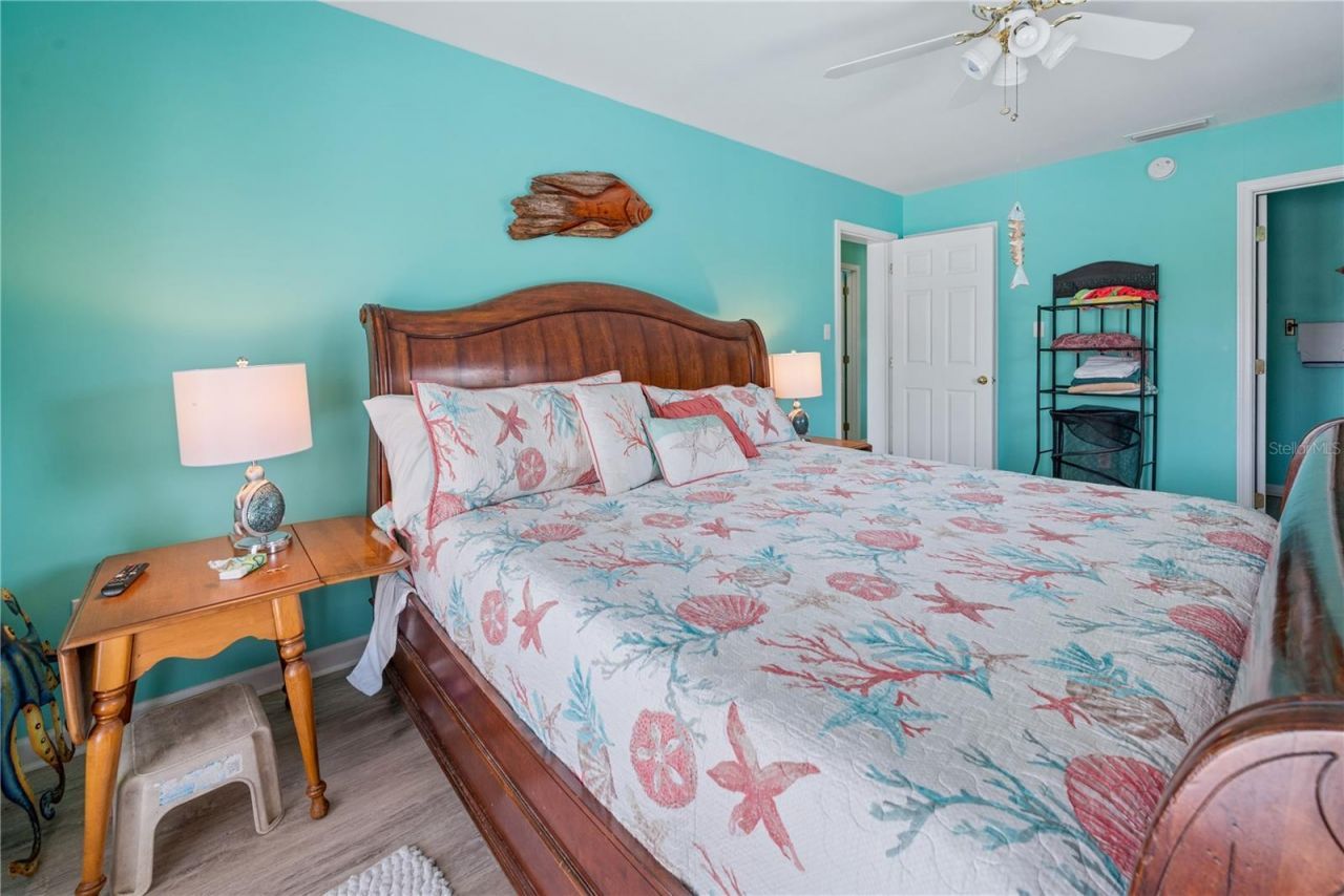 200/202 NE 205th Street , Suwannee, FL 32692 Photo