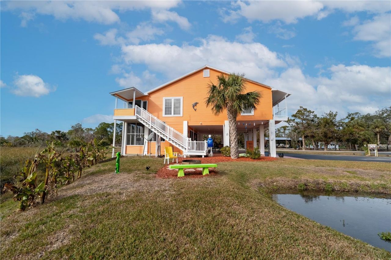 200/202 NE 205th Street , Suwannee, FL 32692 Photo