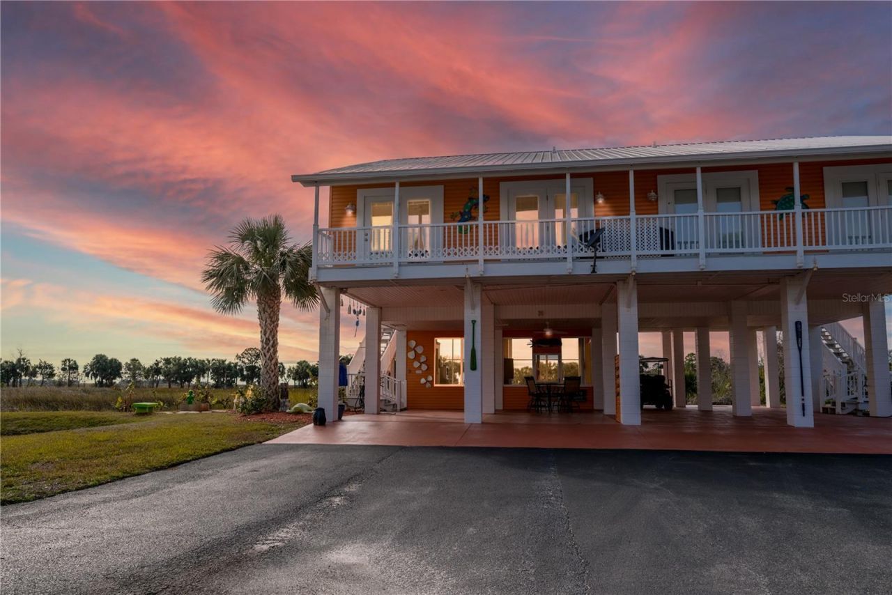 200/202 NE 205th Street , Suwannee, FL 32692 Photo