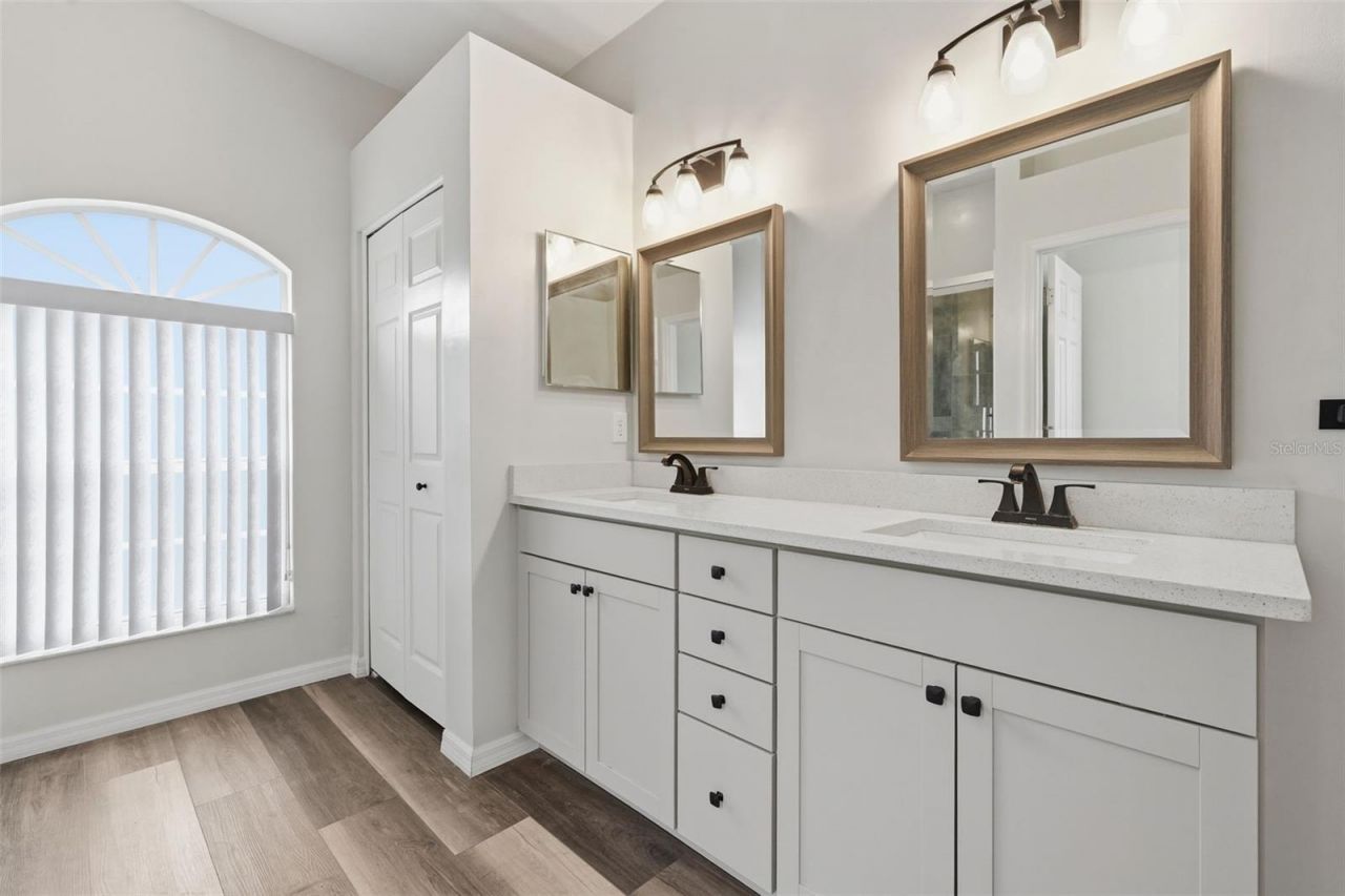11214 Sailbrooke Drive, Riverview, FL 33579 Photo