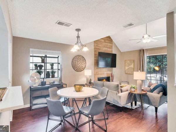 1114 Falling Water Drive SE, Smyrna, GA 30080