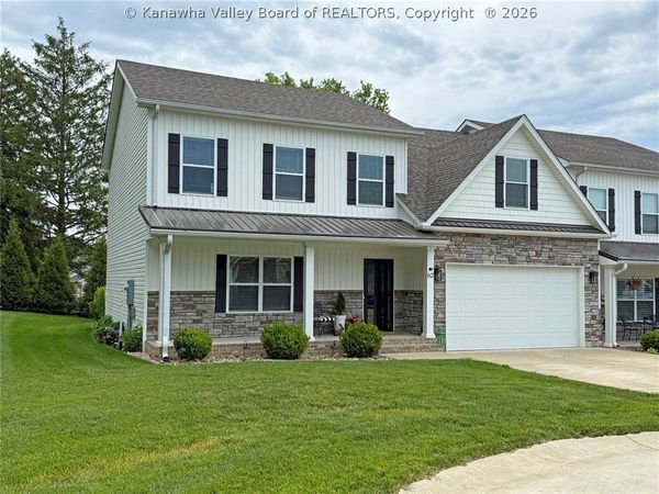 62 Cottage Lane, Hurricane, WV 25526