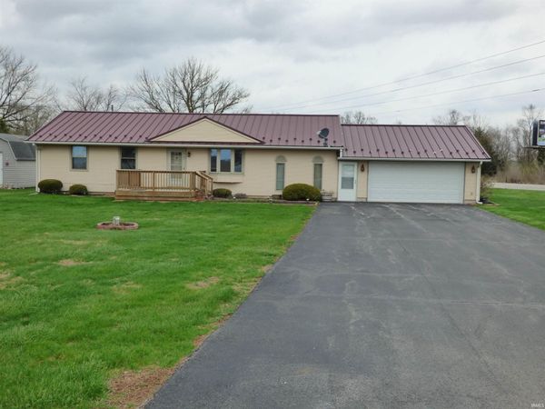 6283 W Division Line Road, Delphi, IN 46923