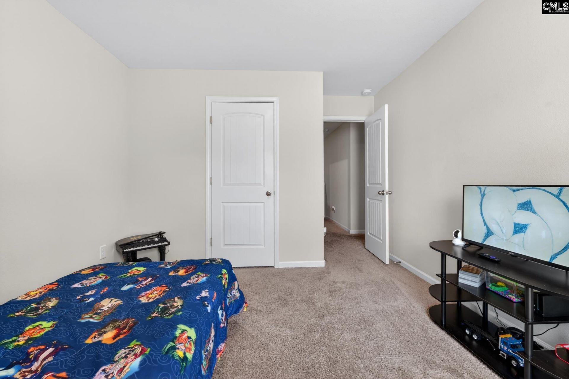 111 Sundew Road  Photo 23