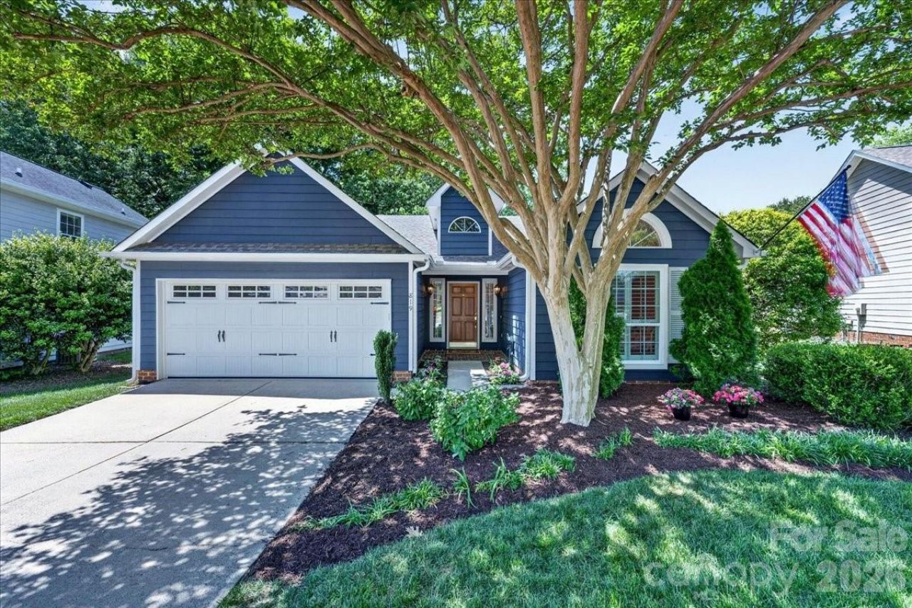 819 Mill Run Drive, Charlotte, NC 28209 Main Photo