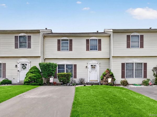 4 Strack Court, West Haverstraw, NY 10993