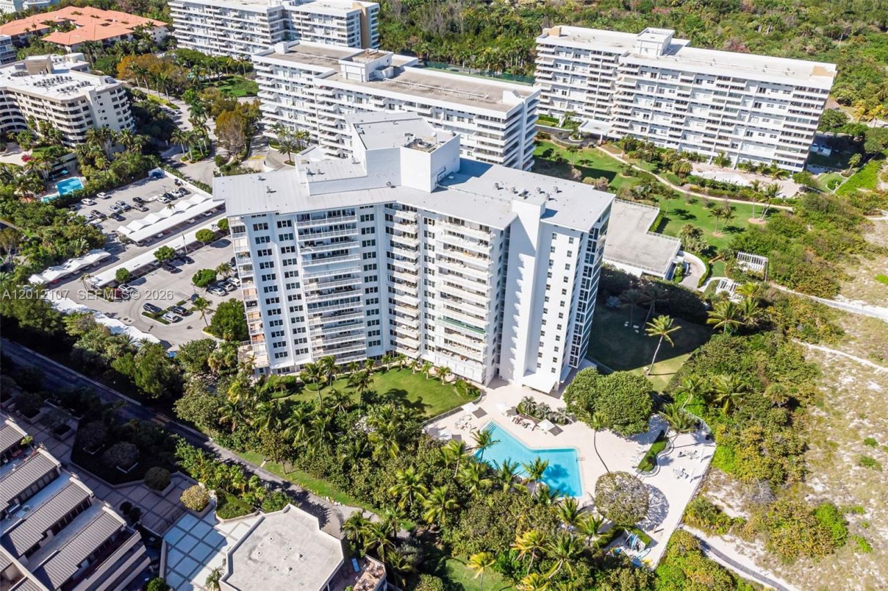 200 Ocean Lane Dr, Unit 407, Key Biscayne, FL 33149 Photo