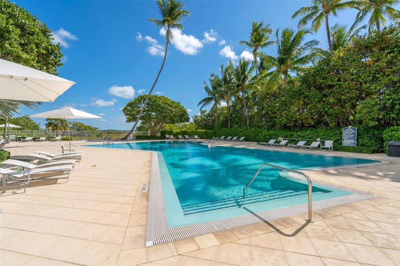200 Ocean Lane Dr, Unit 407, Key Biscayne, FL 33149 Photo